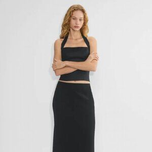 Aritzia Contour Halter Top